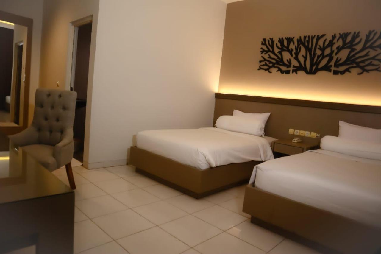 Front One Resort Indraloka Temanggung Esterno foto