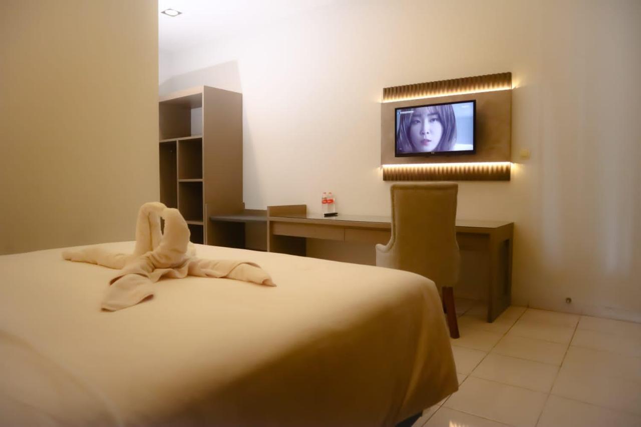Front One Resort Indraloka Temanggung Esterno foto