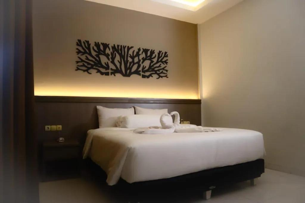 Front One Resort Indraloka Temanggung Esterno foto